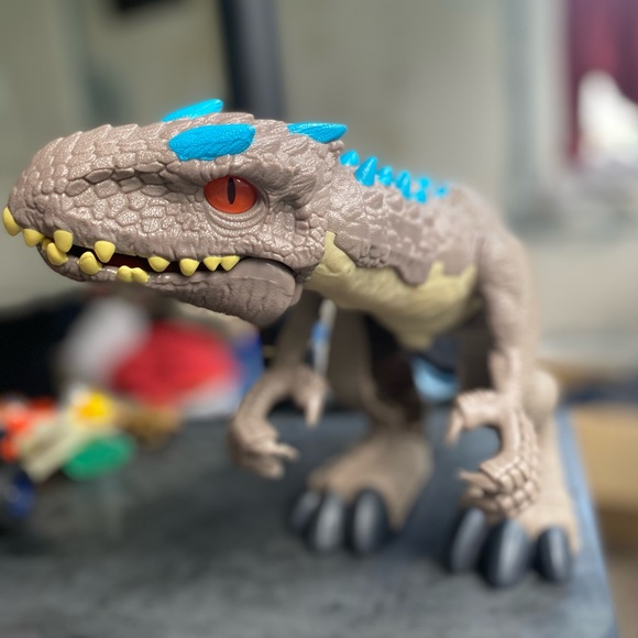 Imaginext 16” Jurassic World Thrashing Indominus Rex Dinosaur - Picture 9 of 11